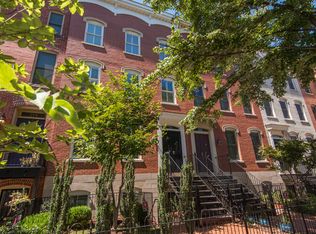 216 7th St NE, Washington, DC 20002