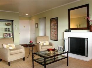 894 Lunalilo Home Rd, Honolulu, HI 96825