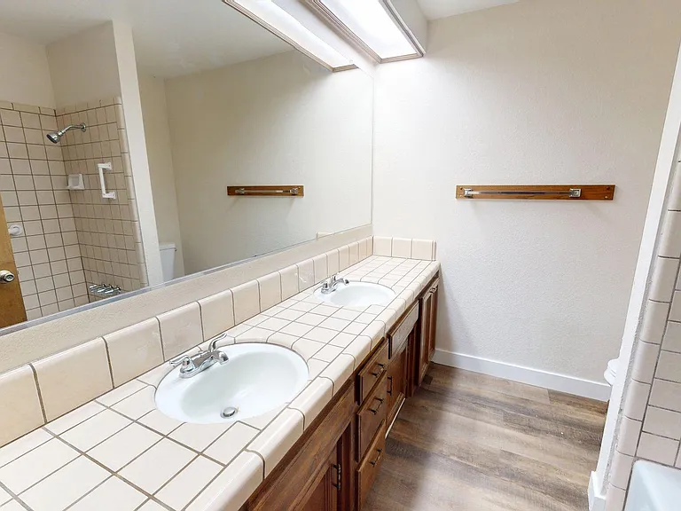 173 Wayside Dr — Photo 16