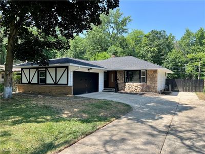 12890 List Ln, Parma, OH, 44130
