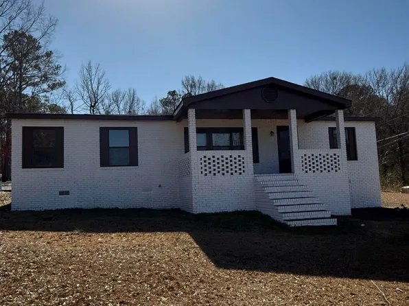 1504 15th St SW, Childersburg, AL 35044