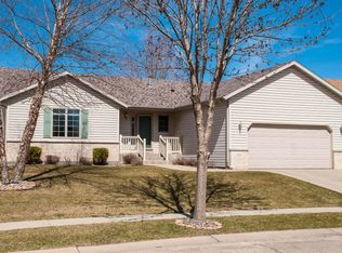 1027 34th St NW, Rochester, MN 55901