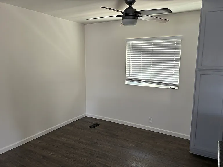 231 Chaparral Ln — Photo 17