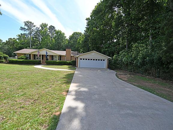 2nd image of 217 Kaye Dr