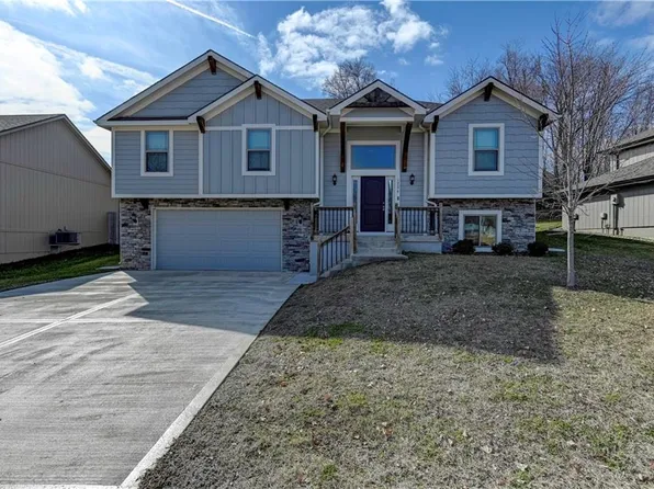 1226 N Belvidere Ave, Independence, MO 64056