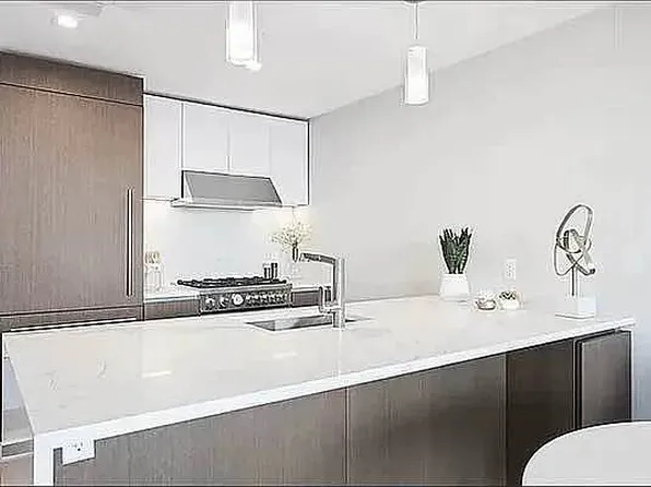 134-37 35th Avenue image 11 of 25