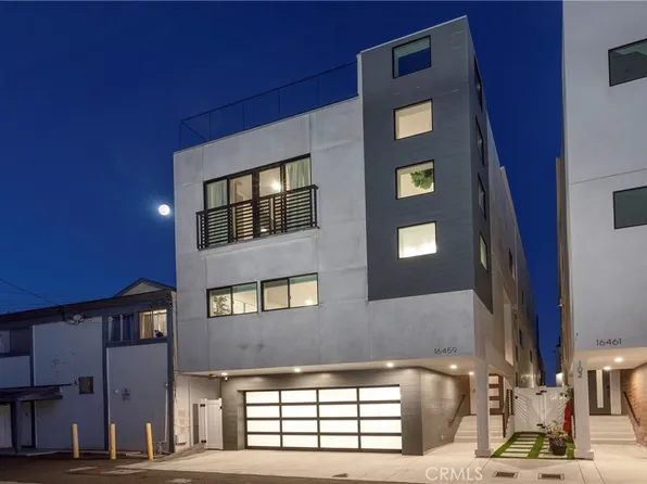 16459 24th St, Sunset Beach, CA 90742