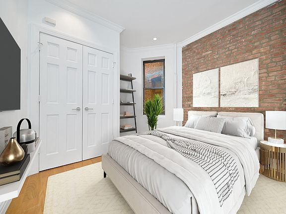 5th image of 325 E 83rd St #4CC