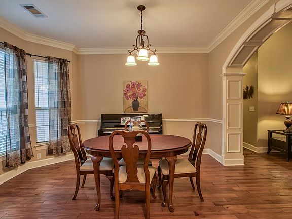 5th image of 1012 Vireos Ct