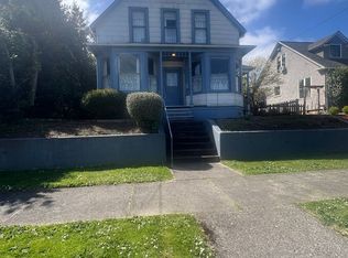 967 S 4th St, Coos Bay, OR 97420