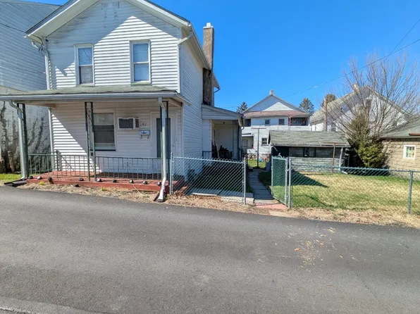 82 Bunny Ln, Edwardsville, PA 18704