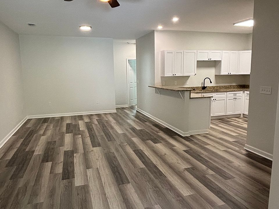 1st image of 2328 Quazar Cir #2328