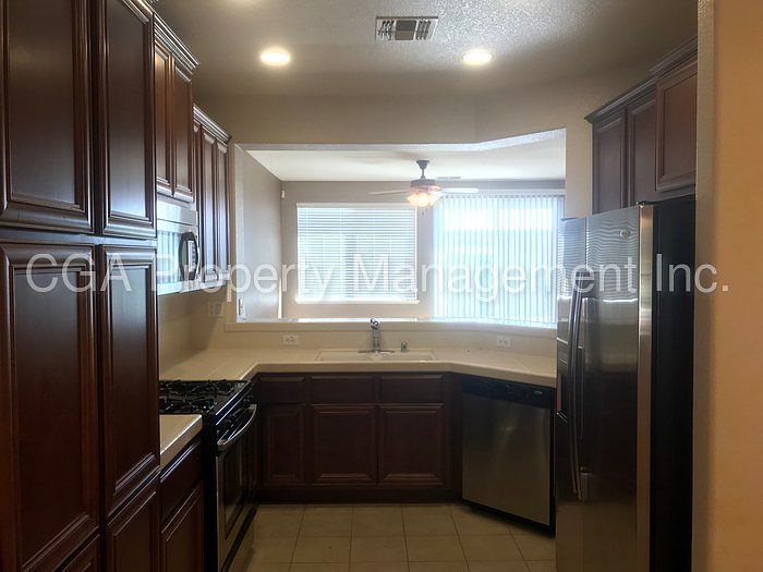 1st image of 1960 Horseshoe Glen Cir