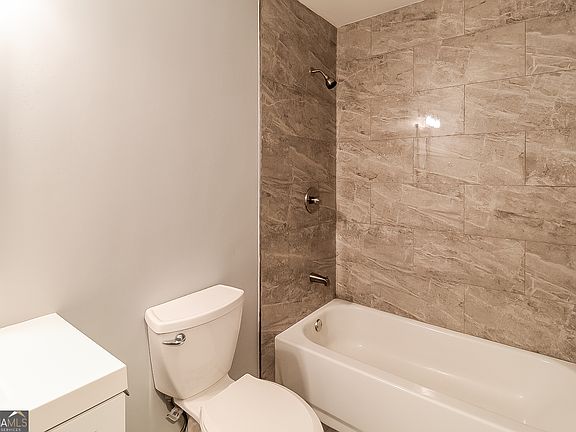 4th image of 8630 Cedar Creek Rdg