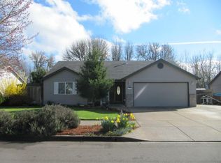 1346 SW Darci Dr, McMinnville, OR 97128