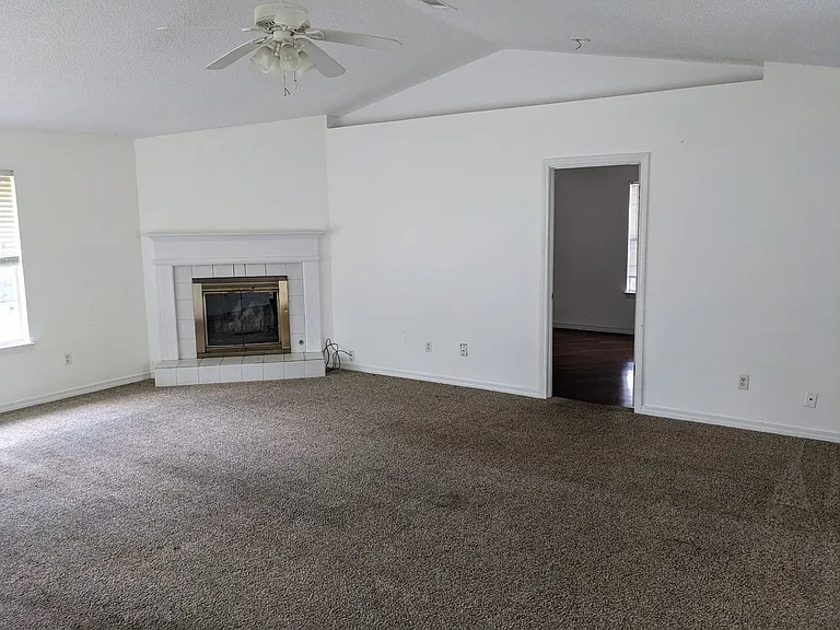 2823 Atoka Trl — Photo 3