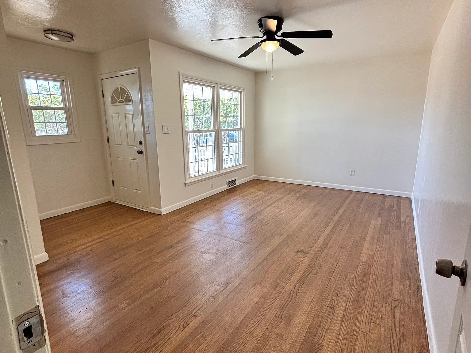 4 bed, 1502 sqft, $1,750 — Photo 2