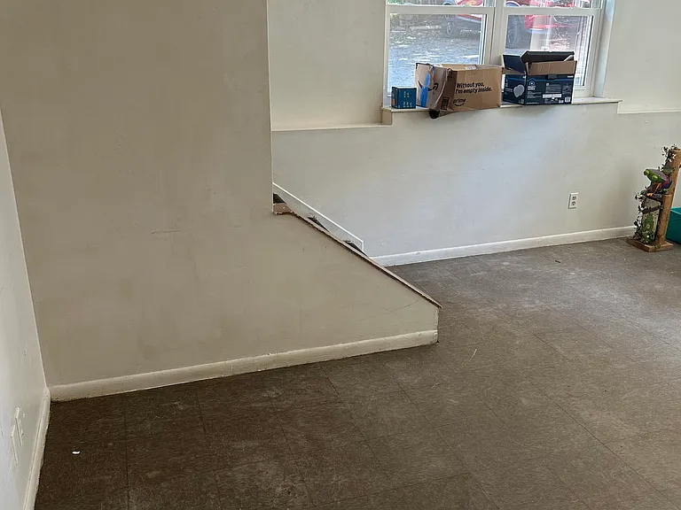 255 Crandall St #B — Photo 2
