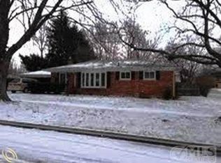 1475 Borgstrom Ave, Ypsilanti, MI 48198
