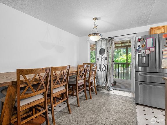 5th image of 21022 117th Street E