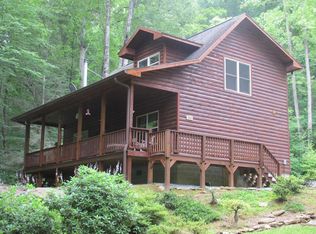 565 Carringer Rd, Robbinsville, NC 28771