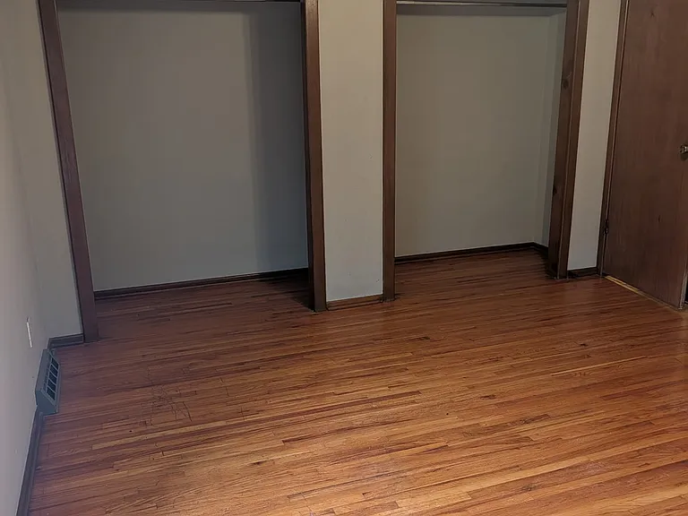 222 W Virginia Rd — Photo 15