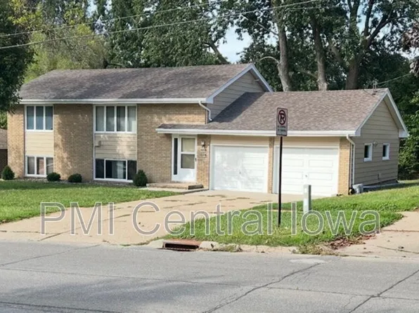 4922 SW 14th St, Des Moines, IA 50315
