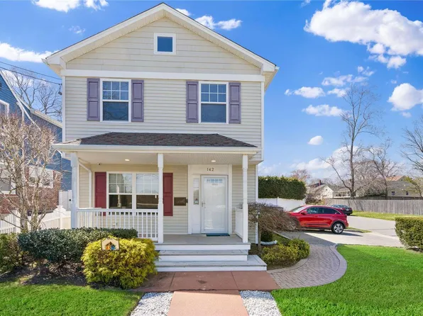 142 Ralph Avenue, Babylon, NY 11702