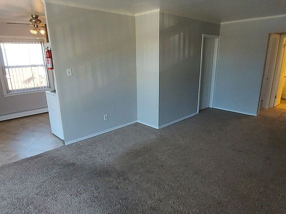 2nd image of 1015 W 35th Ave #W202