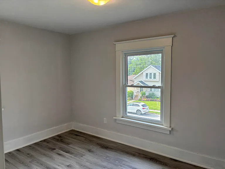 5810 Symmes St — Photo 15