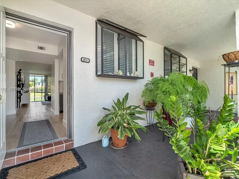 1234 S Military Trl #1811 — Photo 8