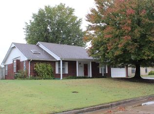 3111 E Augusta St, Muskogee, OK 74403