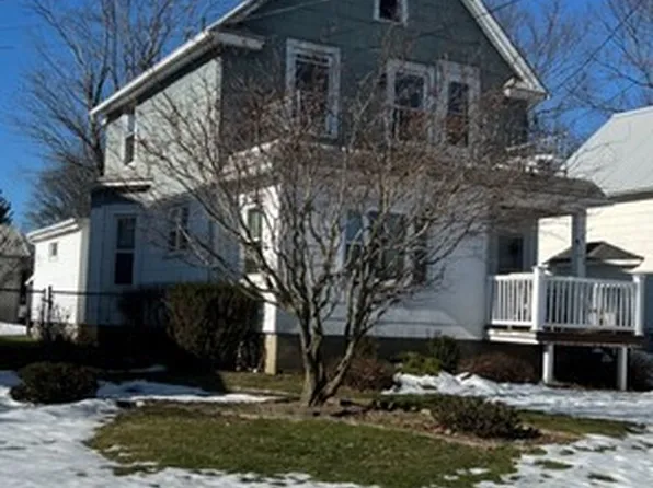 4062 Bristol Rd, Buffalo, NY 14219