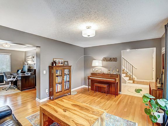 4th image of 2340 Highlandtown Dr
