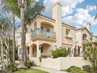 701 Marguerite Ave #1, Corona Del Mar, CA, 92625