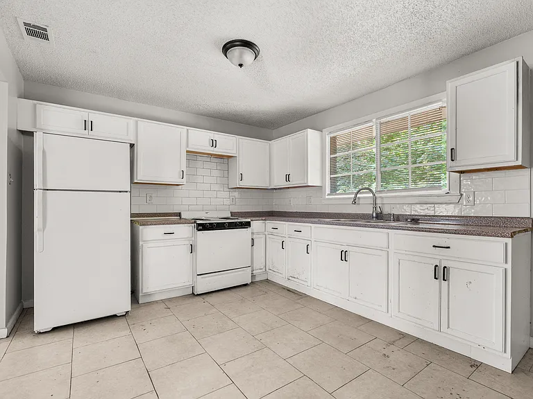 3419 Mountain Terrace St — Photo 8