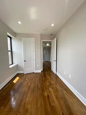 Rented by The Brokerage Group LLC | media 31