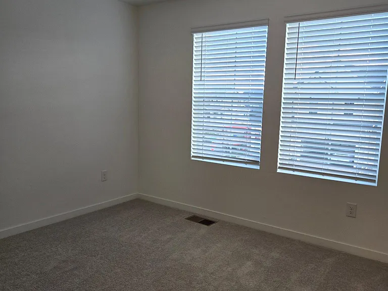 669 McGeal Pl — Photo 29