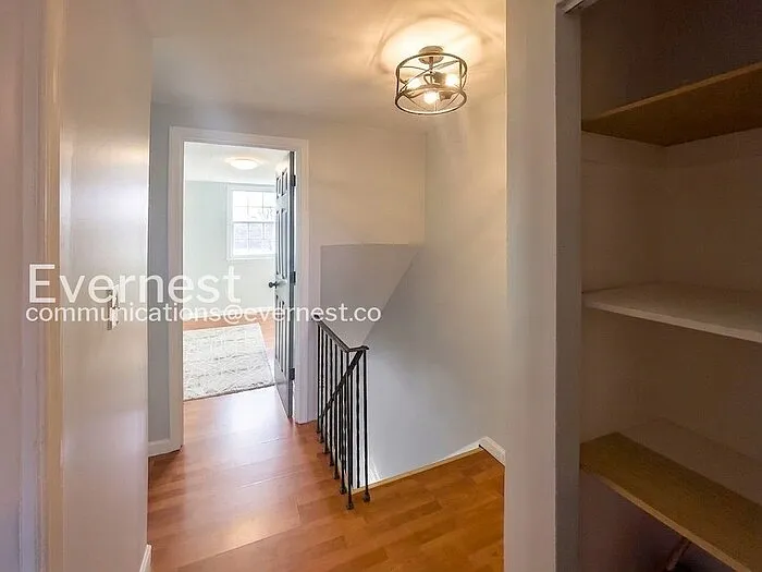 6405 Loch Crest Ct — Photo 8