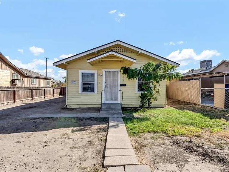 333 E Ivy St — Photo 1