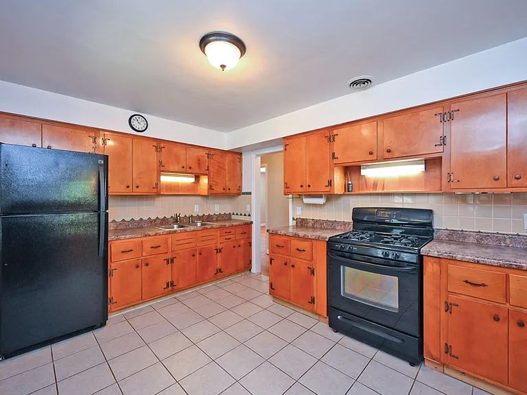5275 Cleves Warsaw Pike #2 — Photo 5