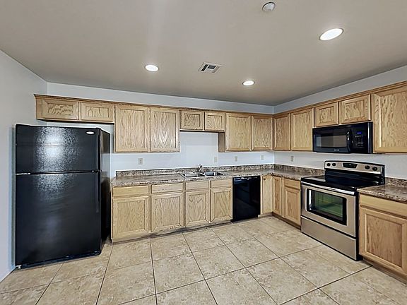 4th image of 3433 Oro Grande Blvd Unit 102