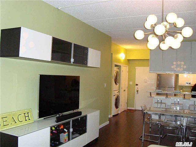 1st image of 725 Miller Ave