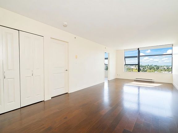 3rd image of 5380 Oben St #1106