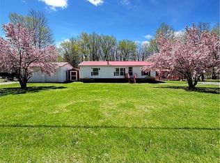 255 Holly Hole Rd, Constantia, NY 13044