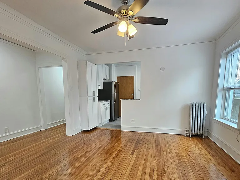 7005 N Ridge Blvd #2W — Photo 8