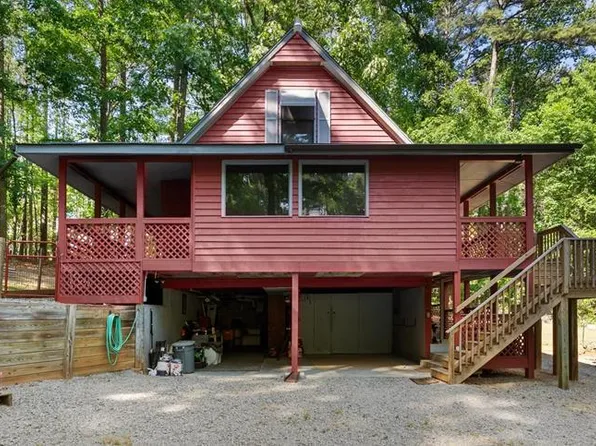 206 Greenvalley Dr, Littleton, NC 27850