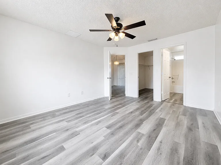 2871 Lockwood Blvd — Photo 11