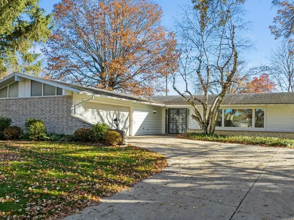 4909 Indiana Ave, Fort Wayne, IN 46807