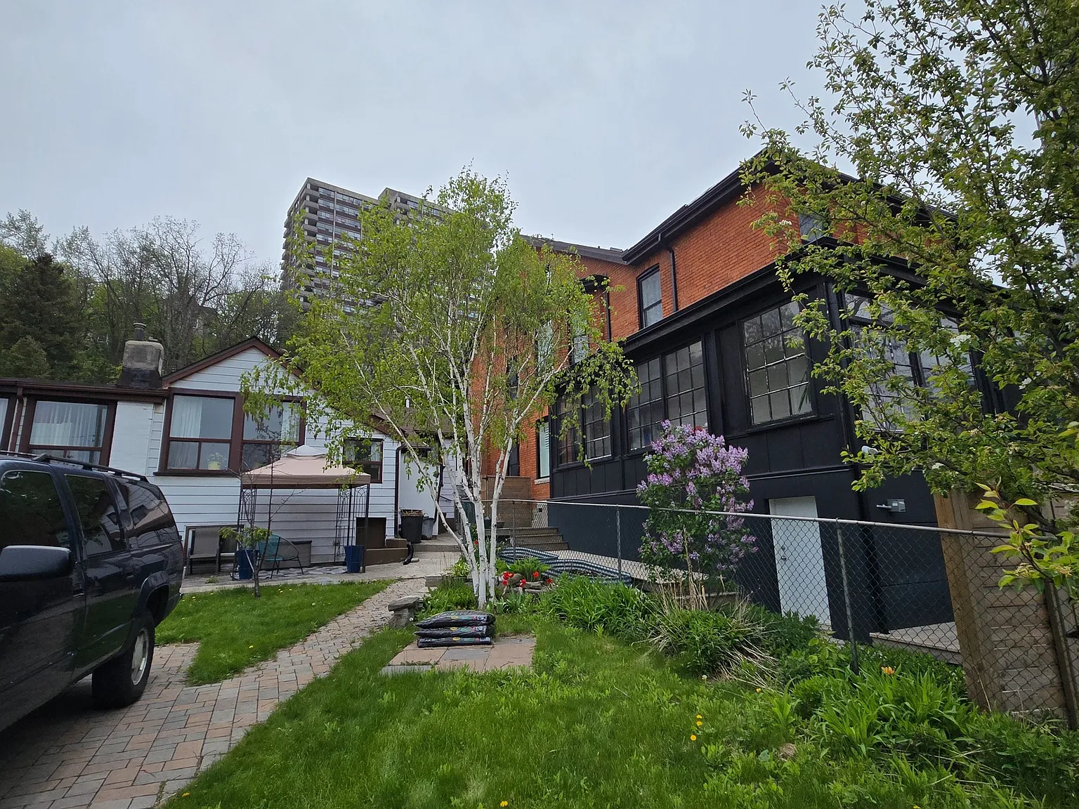 3 bed, $2,675 — Photo 4